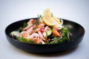 Salat med reker og hjemmelagd aioli